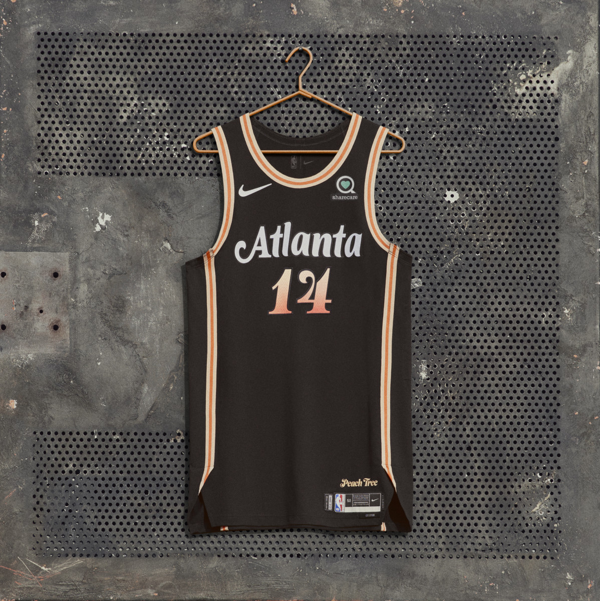 ho22-nbacityedition-na-offbody-atlanta-hero-0052-07-sp-01